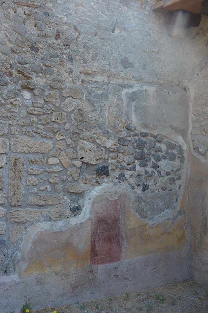 IX.1.12 Pompeii. July 2017. Looking towards east wall at south end.
Foto Annette Haug, ERC Grant 681269 DÉCOR.