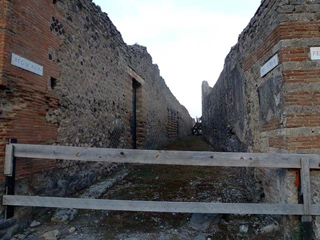 IX.4.10 Pompeii. September 2011. Secondary Entrance on South Side in unnamed vicolo. Photo courtesy of Michael Binns.