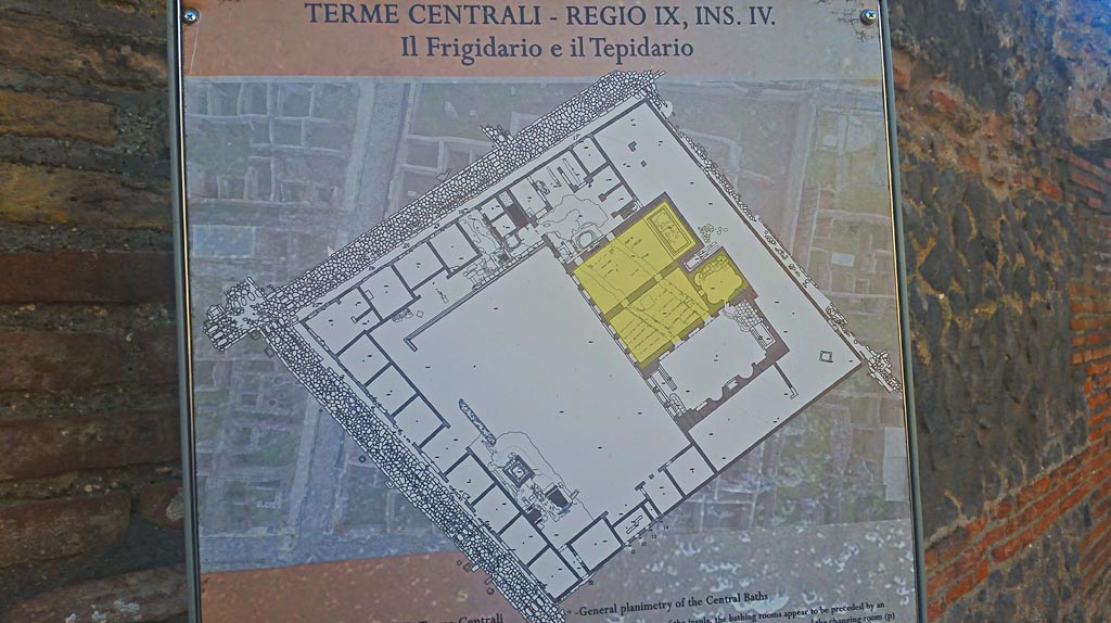 IX.4.18 Pompeii. December 2019. Descriptive plan of Frigidarium “p” and Tepidarium “q”.
Photo courtesy of Giuseppe Ciaramella.

