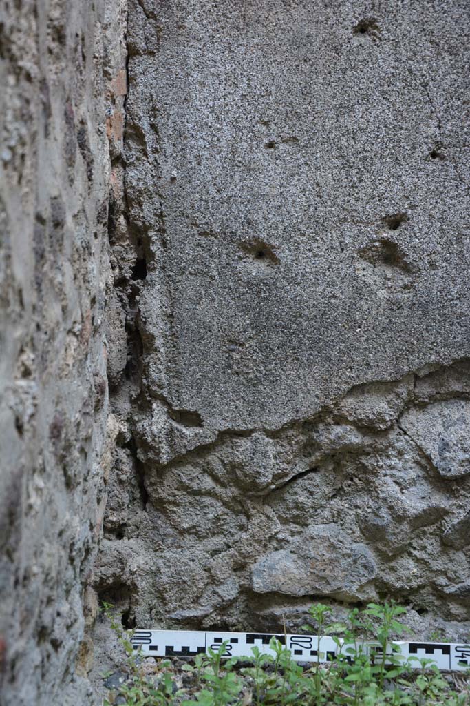 IX.5.2 Pompeii. May 2017. Room o, detail from north-east corner.
Foto Christian Beck, ERC Grant 681269 DCOR.
