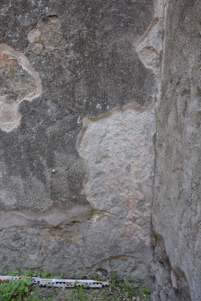 IX.5.2 Pompeii. May 2017. Room r, west wall in north-west corner. 
Foto Christian Beck, ERC Grant 681269 DCOR.

