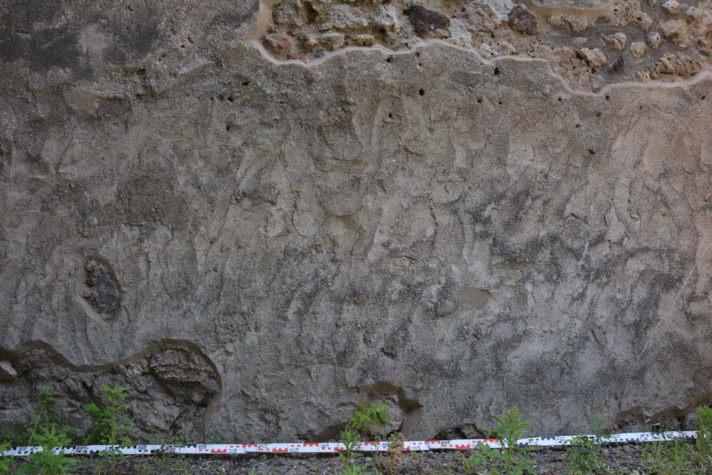 IX.5.2 Pompeii. May 2017. Room r, lower north wall.
Foto Christian Beck, ERC Grant 681269 DCOR.

