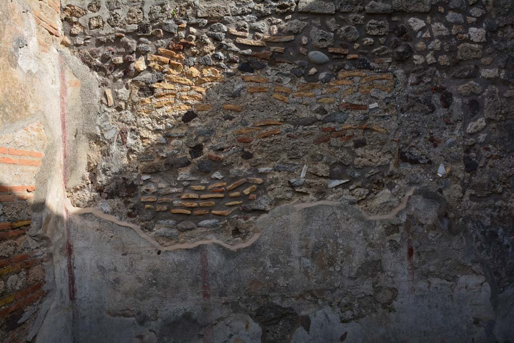 IX.5.2 Pompeii. March 2017. Room ‘i’, looking towards east wall at north end.
Foto Christian Beck, ERC Grant 681269 DÉCOR.
