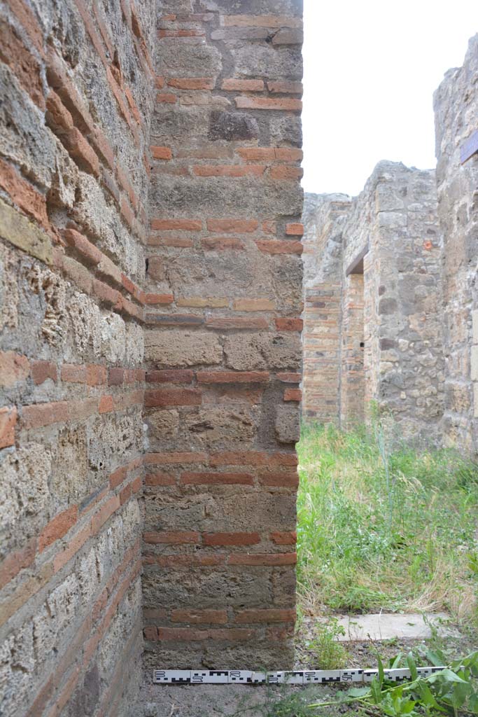 IX.5.2 Pompeii. May 2017. Room ‘d’, south-west corner.
Foto Christian Beck, ERC Grant 681269 DÉCOR.

