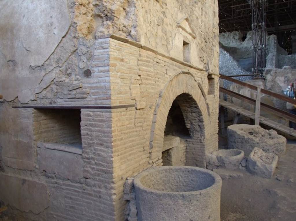 IX.12.6 Pompeii. March 2009. Room “e”, looking north towards oven “d” in bakery.