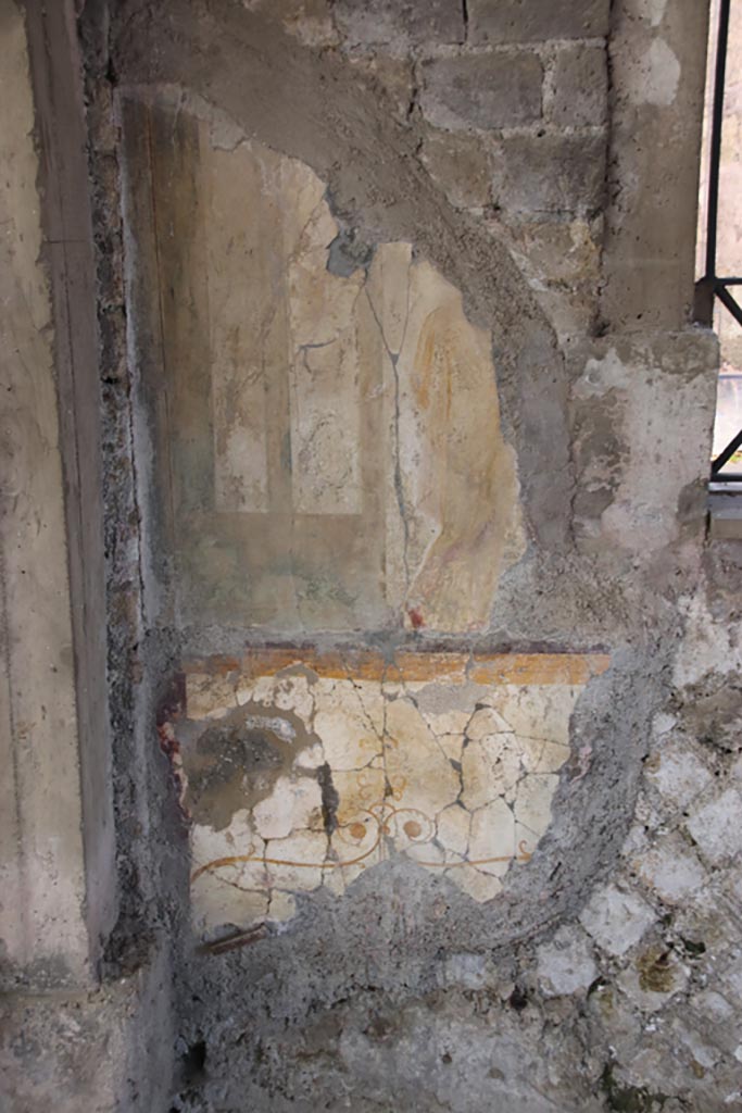 Villa San Marco, Stabiae, October 2022. 
Room 12, detail of painted decoration in south-east corner. Photo courtesy of Klaus Heese.
