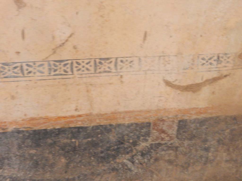 Villa San Marco, Stabiae, June 2019. Room 61, detail of painted decoration at south end of west wall.
Photo courtesy of Buzz Ferebee.
