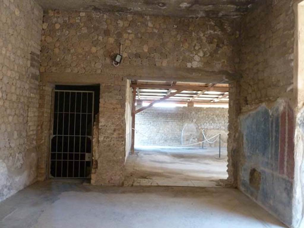 Villa San Marco, Stabiae, September 2015. Room 35, looking north to room 48.
