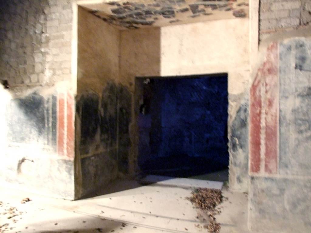 Villa San Marco, Stabiae, December 2006. Room 35, square alcove on east side.