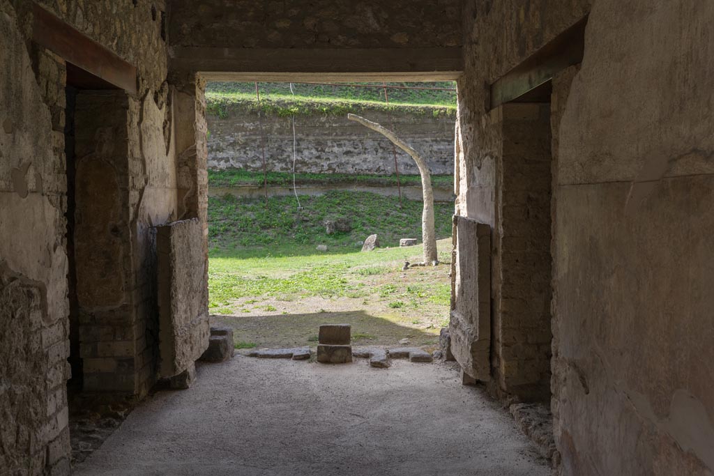 Villa Regina, Boscoreale. October 2021. 
Looking south towards entrance doorway, with doorway to room X, on left, and to room XII, on right. Photo courtesy of Johannes Eber.
