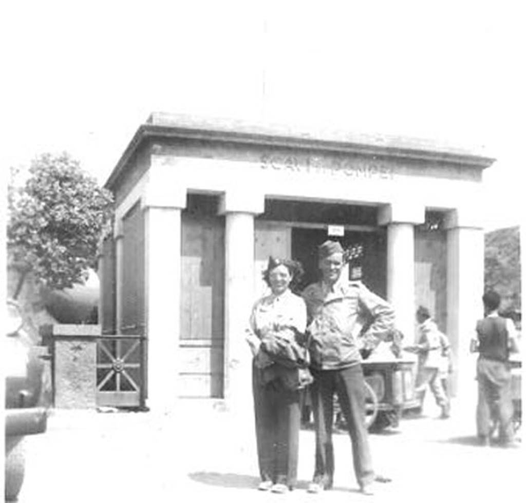 Piazza Anfiteatro. 1944. Entrance to Pompei Scavi. Photo courtesy of Rick Bauer.