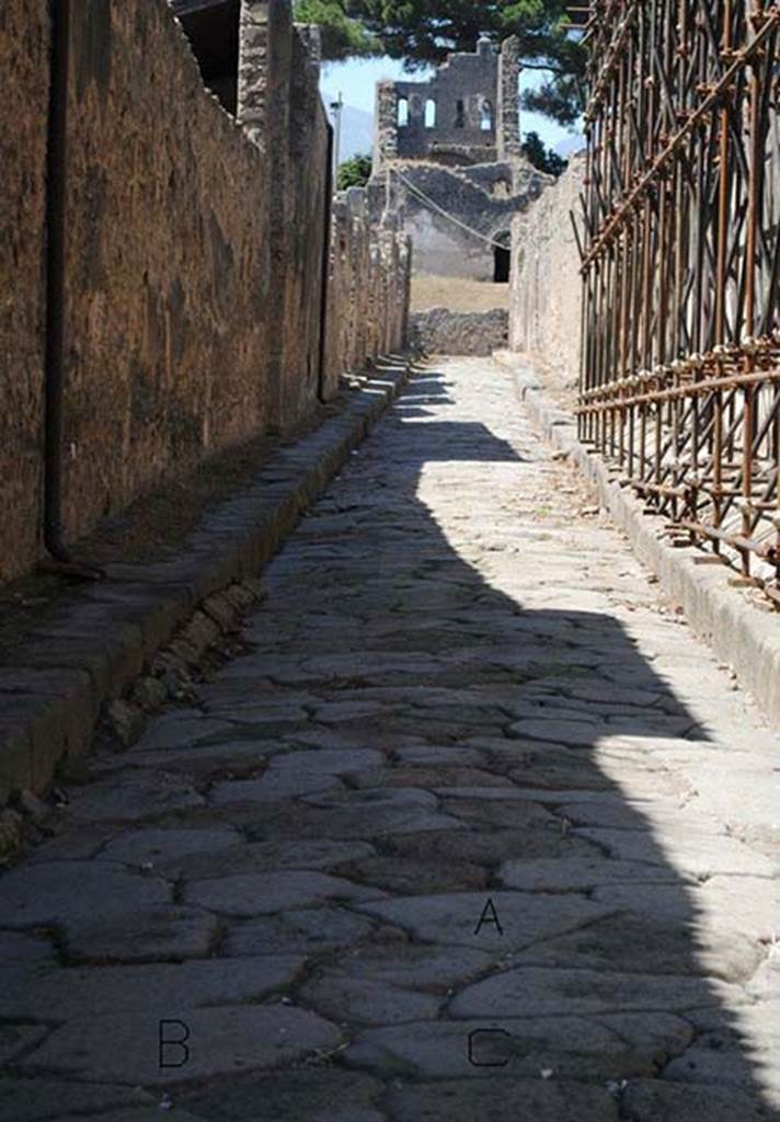 Vicolo del Labirinto, July 2012. Looking north towards Tower X, at end of the roadway.
Photo courtesy of John Vanko. 
