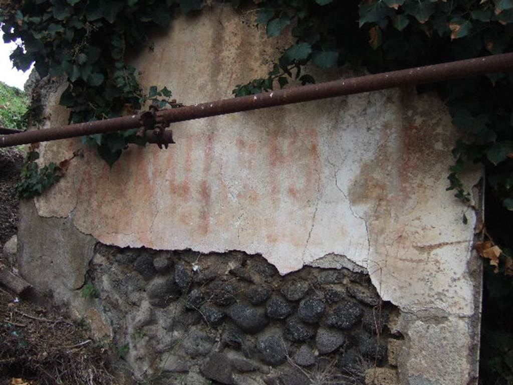 FPNA Pompeii. December 2005. South side with remains of painted graffiti.