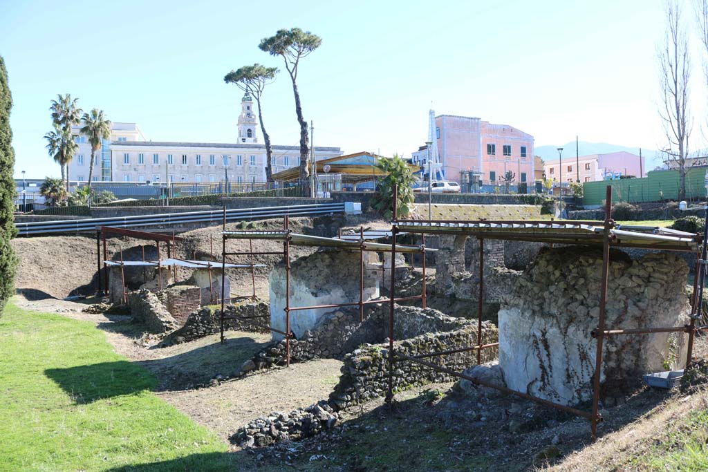 FPNA, FPNB, FPNC, FPND and FPNE Pompeii. February 2020. Rear of tombs. Photo courtesy of Aude Durand.