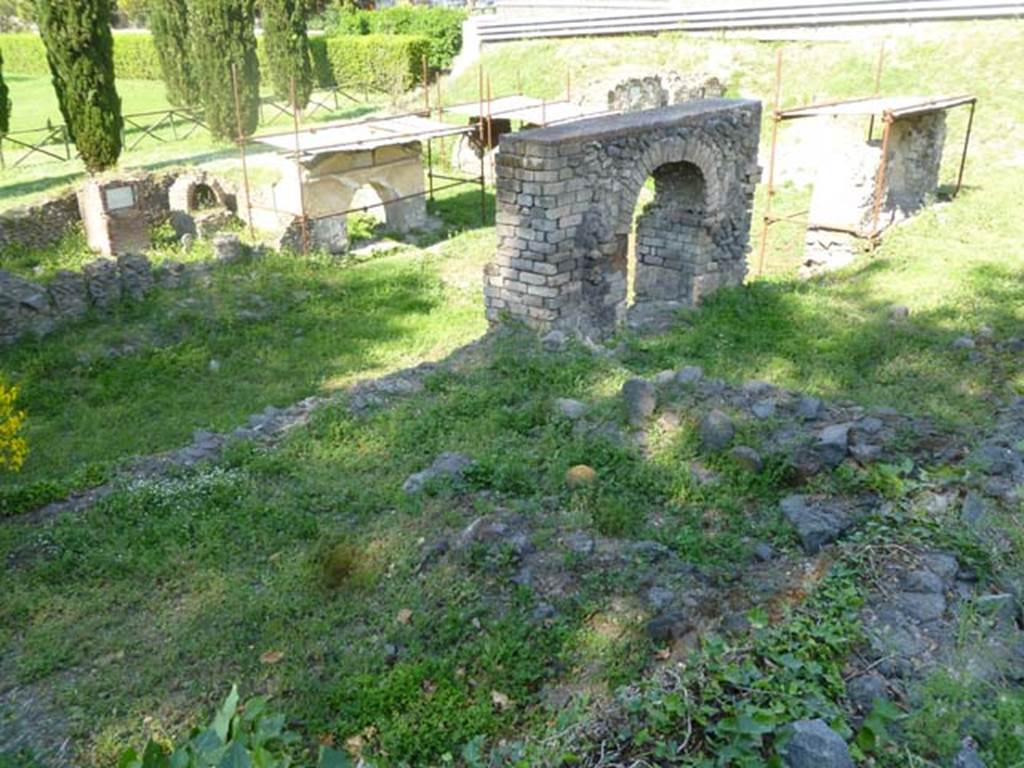 FPSD Pompeii. May 2011. Looking north-east across the tomb area. Photo courtesy of Michael Binns.