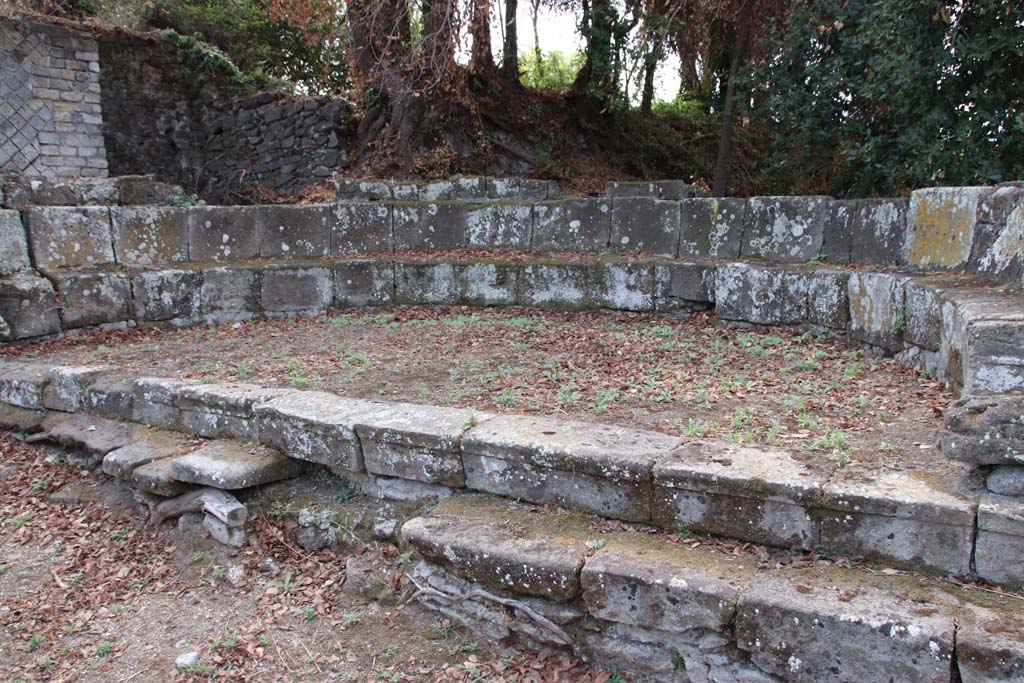 HGW02 Pompeii. September 2021. Looking west towards tomb. Photo courtesy of Klaus Heese.