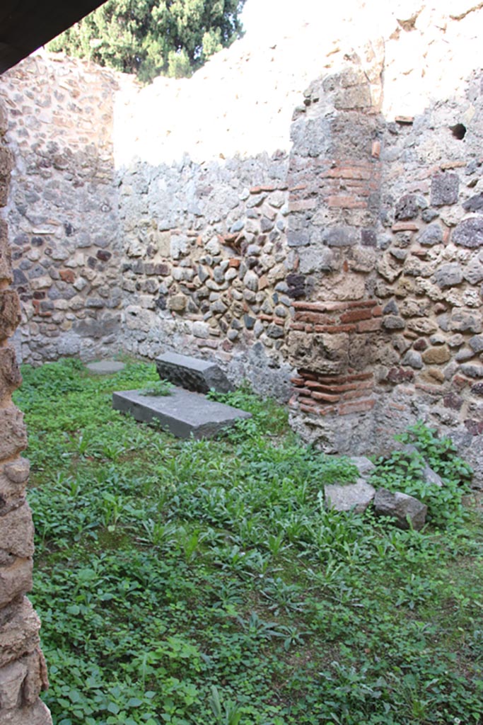 HGW25 Pompeii. Part of Villa of Diomedes. October 2023. 
Looking towards north wall. Photo courtesy of Klaus Heese.
