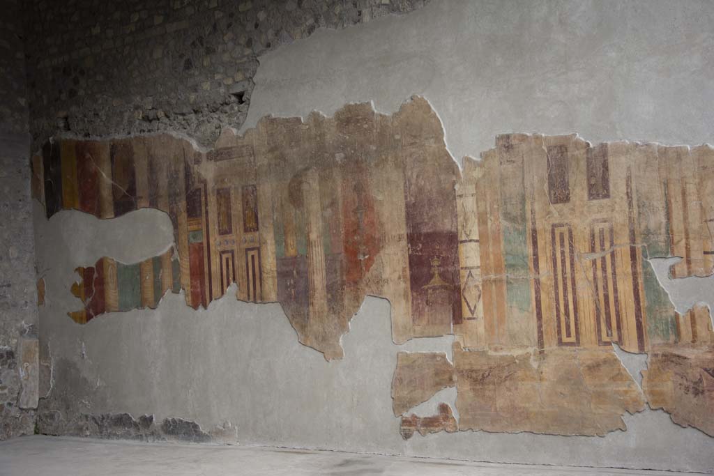 Oplontis Villa of Poppea, March 2019. Room 5, atrium, looking towards the east wall at the north end.
Foto Annette Haug, ERC Grant 681269 DÉCOR.
