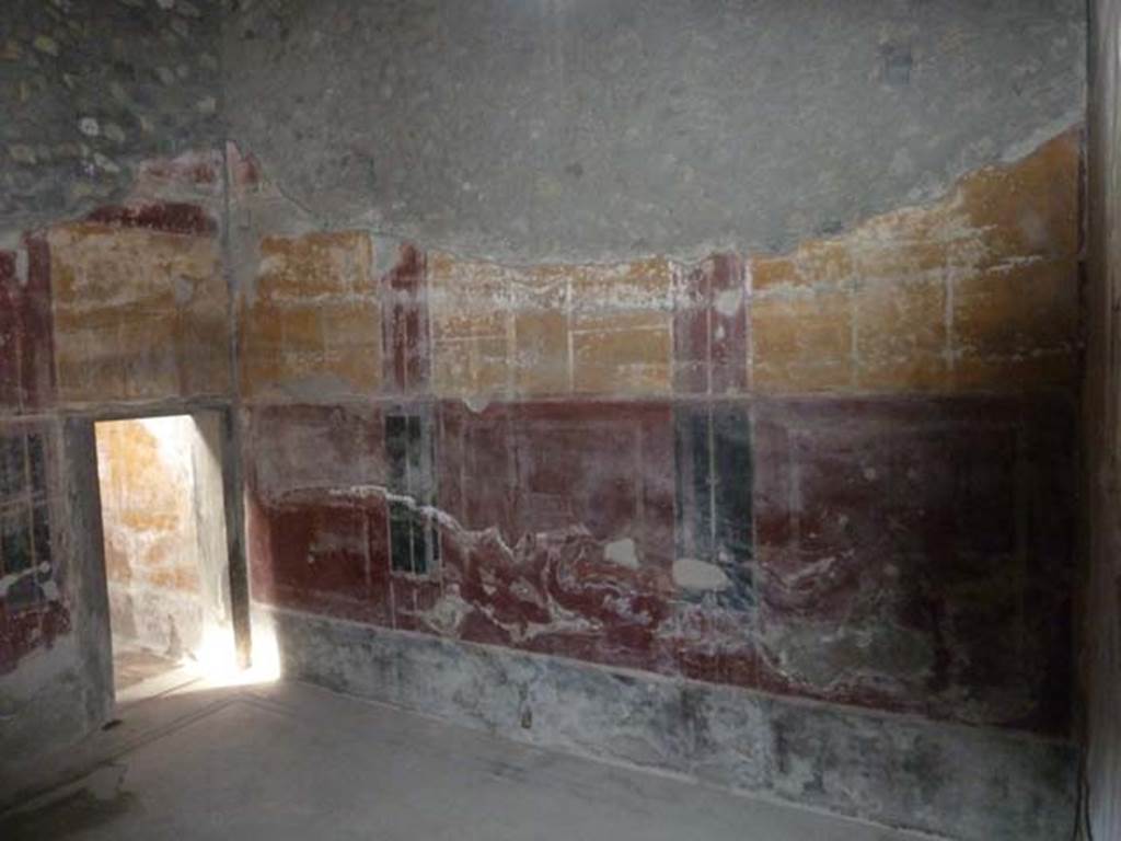 Oplontis, September 2015. Room 18, looking towards north-west corner and doorway to room 31.