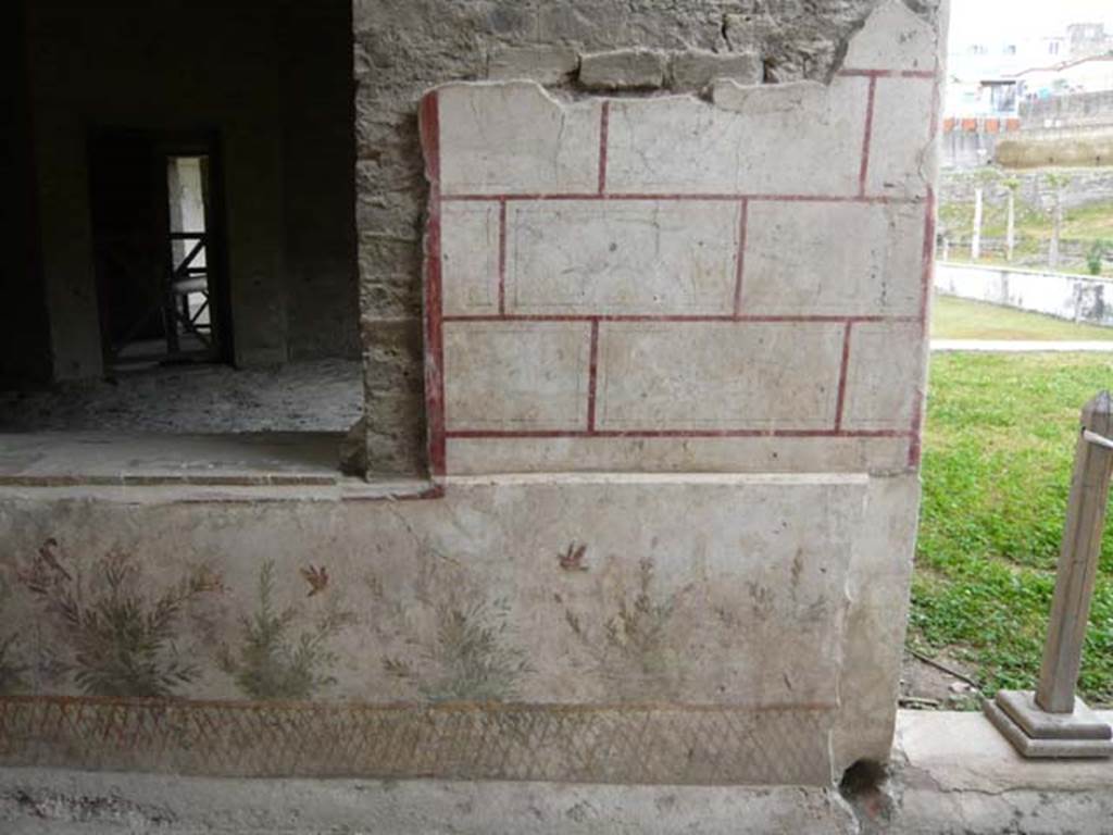 Oplontis, September 2015. Room 78/room 79/corridor 85, looking north towards window, and through window across to room 66.