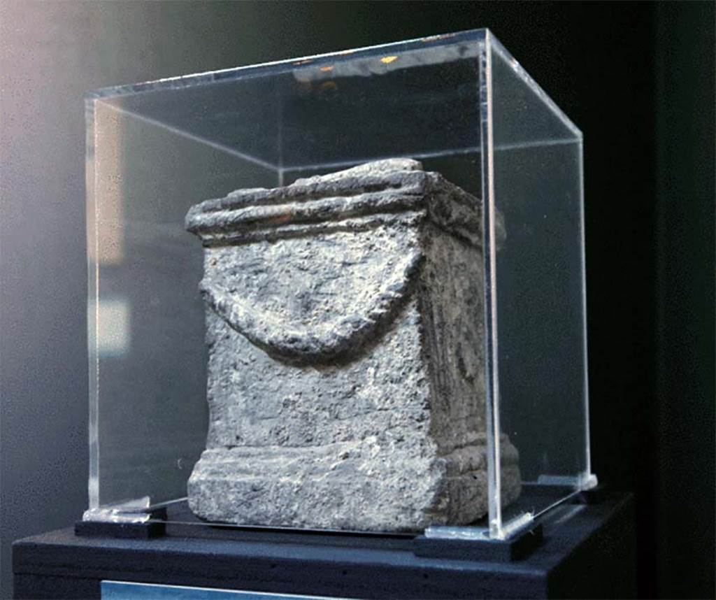 Gragnano, Villa rustica in Località Carmiano, Villa A. Tufa altar found in villa.