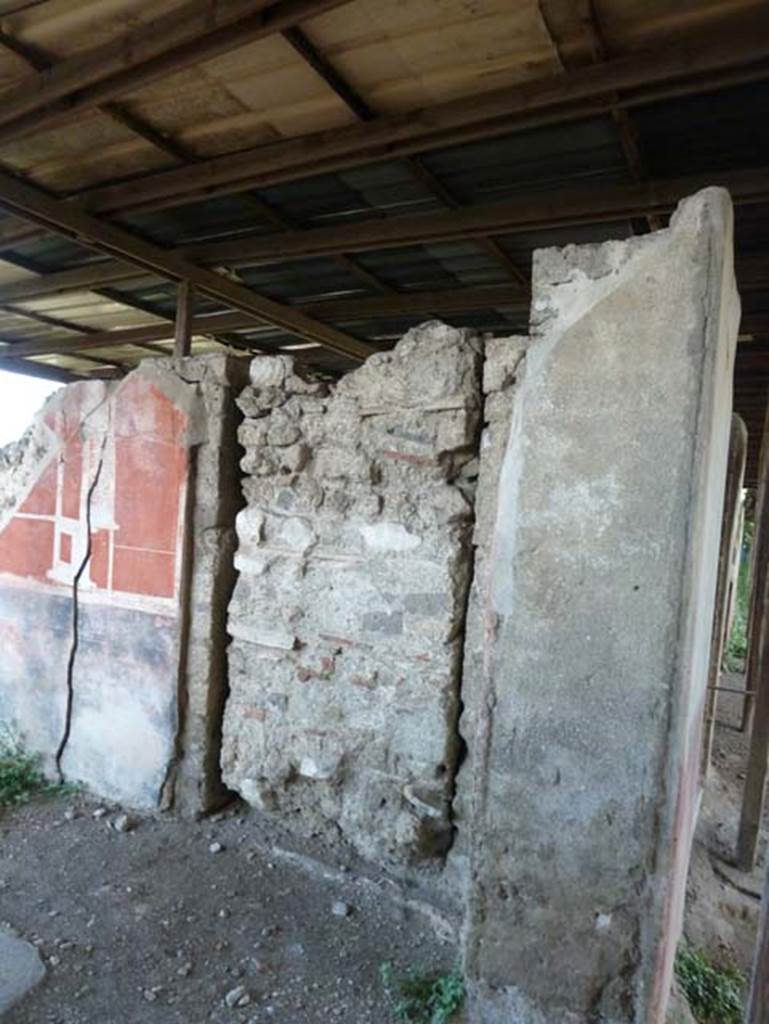 Stabiae, Secondo Complesso (Villa B), September 2015. Room 11, south-east corner.