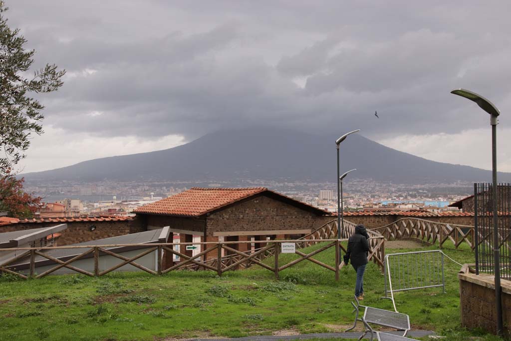 Stabiae, Villa Arianna, October 2020. Looking north to Vesuvius from entrance. Photo courtesy of Klaus Heese.