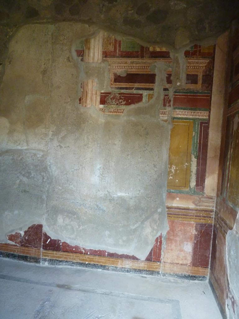 Stabiae, Villa Arianna, September 2015. Room 44, north wall and north-east corner.