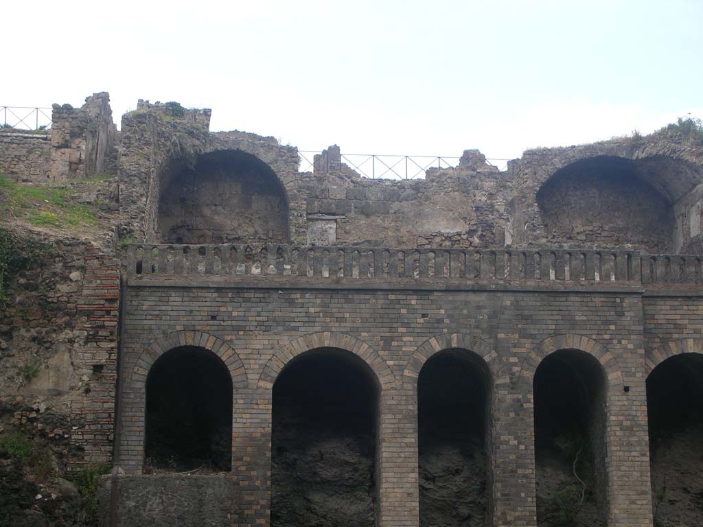 VIII.2.34 Pompeii. May 2011. Looking north to terrace built out from city walls. Photo courtesy of Ivo van der Graaff.

