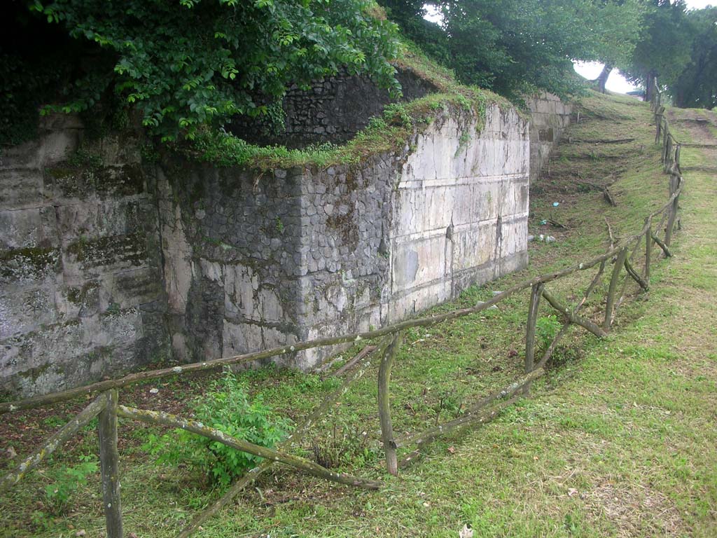 Walls on east side of Pompeii in north-east corner. May 2010. Tower VIII. Photo courtesy of Ivo van der Graaff.

